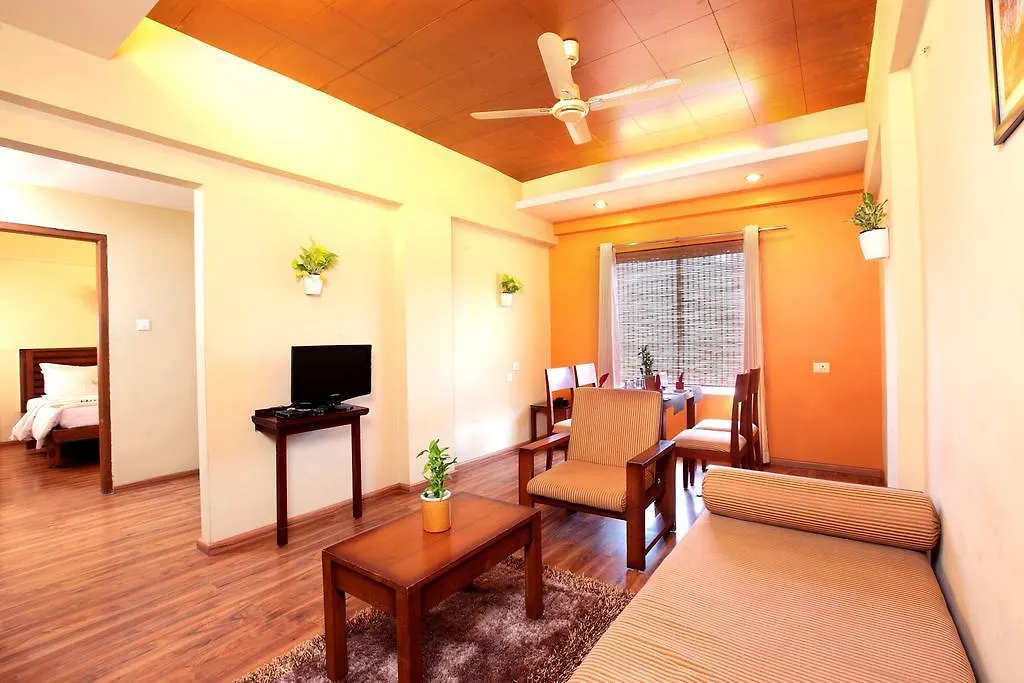 Grand Plaza Hotel Munnar