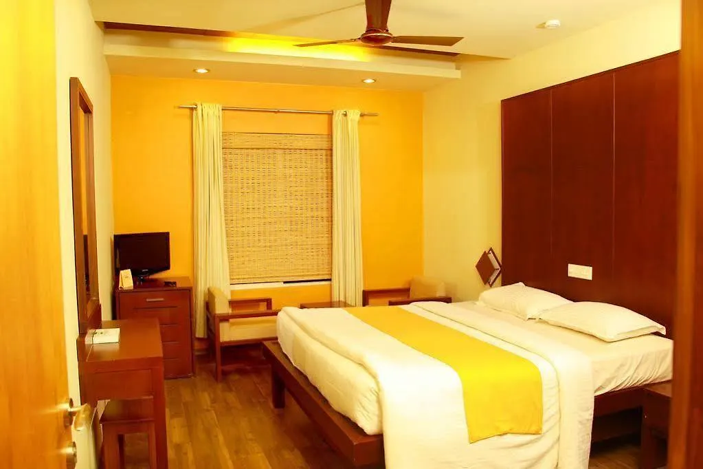 Hotel Grand Plaza Munnar