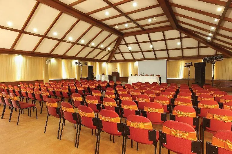 Hotel Grand Plaza Munnar